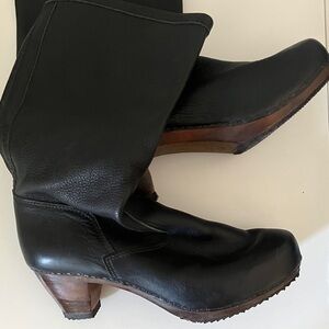 Sanita black boots, 40, fits like 39.5